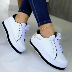 Atozfootwear Women'S Fashion Round Toe Thick Sole Shallow Lace-Up Casual Sneakers